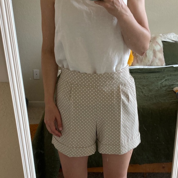 NY&Co high waisted polka dot shorts 6 - Picture 4 of 6